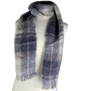 Donegal Design Scarf Handcrafted & Woven in Wicklow Ireland Mohair & Pure Wool